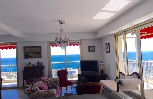 Fabron Apartment | Oceanfront Retreat at Constellations de Fabron - Rated 9.2