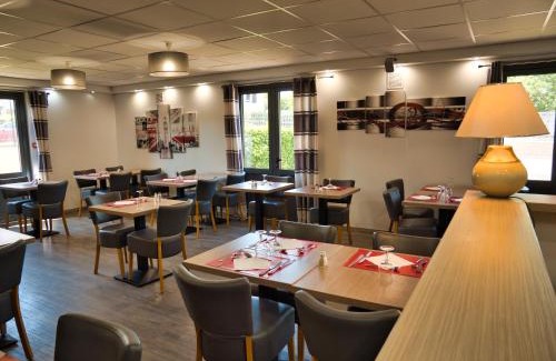 Les Mureaux Hotel | Discover Hotel Restaurant La Chaumière – Family-Friendly Stay