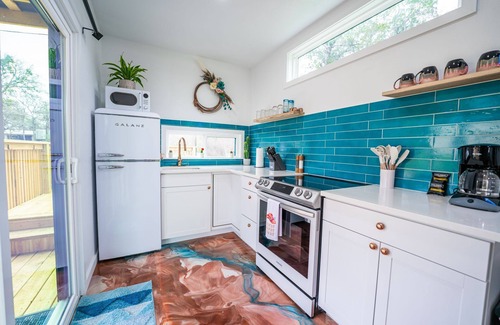 New Braunfels House | Discover Gruene Cowboy Edition - Heated Pool & Family-Friendly!