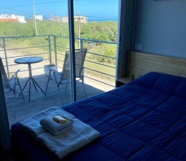 Quequen Hotel | Oceanfront Bliss at Container Cubo Hotel with Breakfast