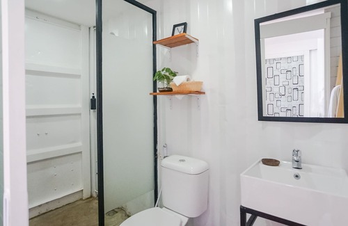 Bedugul Hotel | Discover Container Smart Stay: Top-Rated Family Getaway