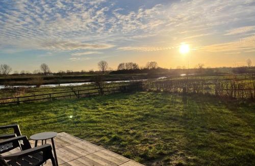 Milsbeek House | Pet-Friendly Containerwoning in a Prime Location