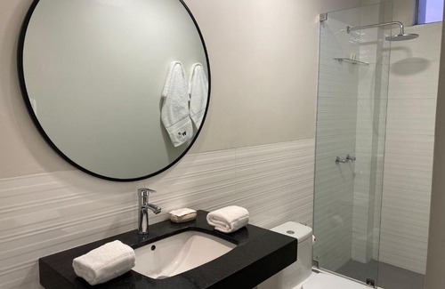 Miraflores Apartment | Modern 1BR Stay at La Huaca Pucllana - Guest Rated 10/10