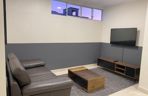Miraflores Apartment | Modern 1BR Stay at La Huaca Pucllana - Guest Rated 10/10