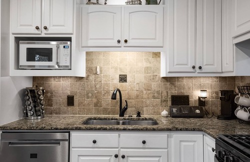 West Oak Hill House | Guest Rated: Contemporary 3BR Ranch with Pool in Austin