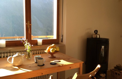 Paquier Apartment | Modern Apartment with Mountain Views and Cozy Terrace