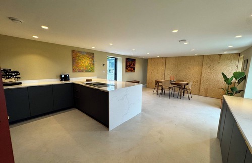 Sticklepath House | Contemporary Barn conversion a stones throw from the Dartmoor National Park.