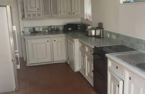 Porthtowan House | Oceanfront Beach House: 9.6/10 Rated with Sea Views