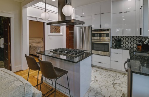 Cohoes Apartment | Modern Cohoes Retreat with Electric Fireplace & Spa Amenities