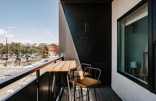 Highland House | Contemporary Cool Lifestyle Loft - Zuni Lofts