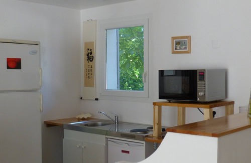 Cavaillon Cottage | Inviting Cottage Rental with Private Pool & Luberon Views