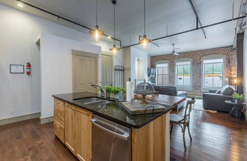 Ouray Condo | Downtown Loft Retreat | Perfect for Families & Accessible