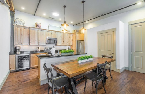 Ouray Condo | Downtown Loft Retreat | Perfect for Families & Accessible