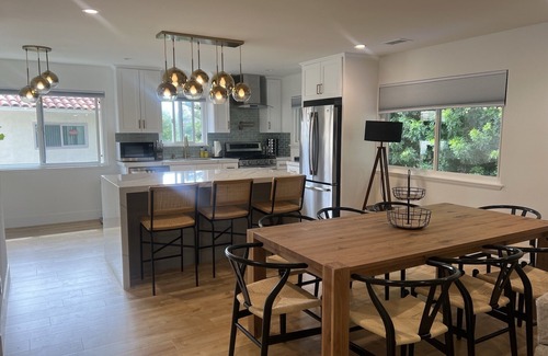 Pierpont Bay Apartment | Guest Rated 10/10: Modern Home in Ventura Keys with Pool