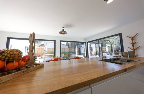 Aigues-Mortes House | Tranquil Retreat with Heated Pool in Pine Forest Oasis
