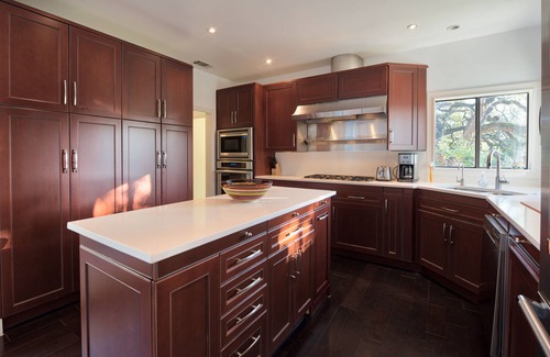 West Rim House | Modern Lake Austin Retreat with Pool and Spa Amenities