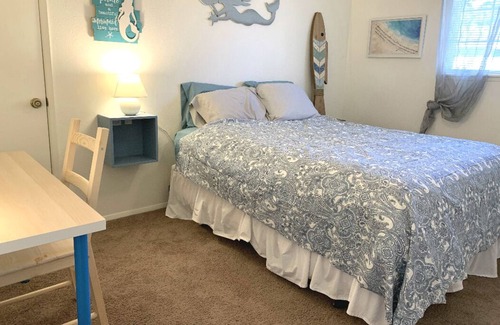 Kent Apartment | Contemporary, marine 2bd/1ba Apartment C in Kent