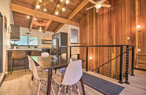 Mammoth Lakes Apartment | Modern Mountain Retreat - Steps from the Slopes & Spa Access