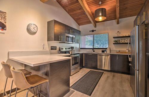 Mammoth Lakes Apartment | Modern Mountain Retreat - Steps from the Slopes & Spa Access