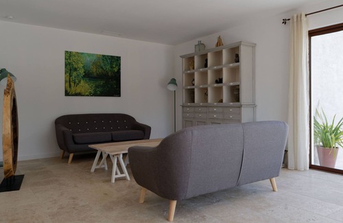 Chateaurenard Other | Modern Provencal Farmhouse with Spa and Pool Near Avignon