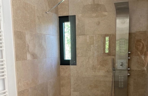 Ventabren Villa | Modern Provencal Villa with Pool near Aix en Provence