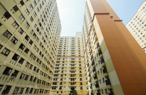 Kebagusan Apartment | Modern Studio at Kebagusan City Apartment with Pool Access