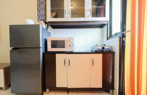 Kebagusan Apartment | Modern Studio Retreat at Kebagusan City Apartment