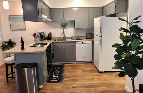 Chico Apartment | Modern Suite with Breakfast in Downtown Chico