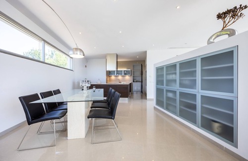 Santo Estevao Villa | Modern Tavira Villa with Spa & Child-Friendly Amenities