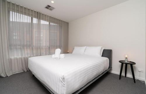 Braddon Apartment | Modern Tri-Level Apartment in Prime Central Location