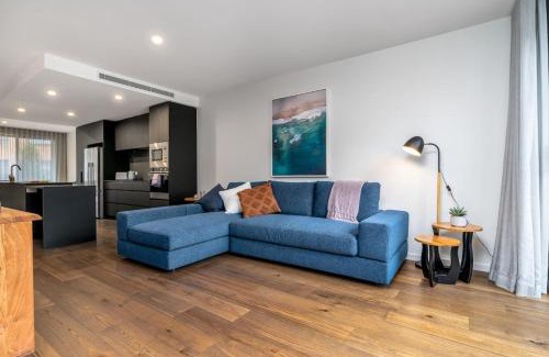 Braddon Apartment | Modern Tri-Level Apartment in Prime Central Location