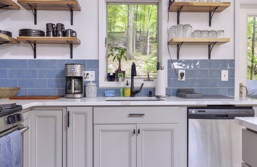 Hopewell Junction House | Contemporary art lovers escape nestled, minutes to Fishkill Village and...