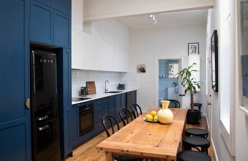 Annandale House | Modern Victorian Elegance with Pool and Spa Amenities