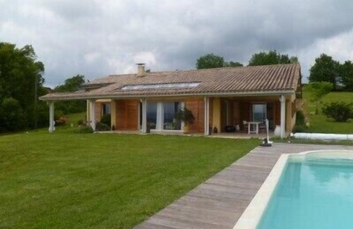 Saint-Cyprien House | Elegant Villa with Pool and Ocean View, Rated 9.8/10