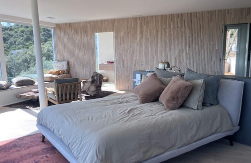 Corconne Villa | Modern Villa with Breathtaking Views of Pic Saint Loup