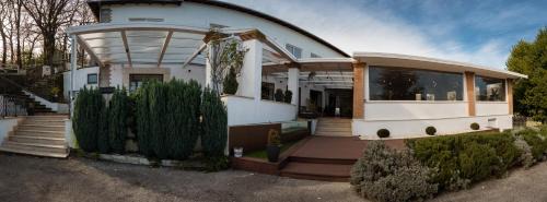 Gallicano nel Lazio Bed & Breakfast | Cozy Conti B&B Suite with Breakfast & Pet-Friendly Perks