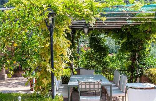 Poggio Catino Villa | Stay at Conti Beccaris Castle: Poolside Oceanfront Retreat