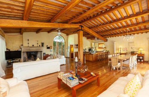 Poggio Catino Villa | Stay at Conti Beccaris Castle: Poolside Oceanfront Retreat