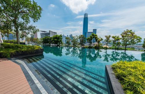 Pudu Apartment | Premier Suites at Continew: Pool & Ocean View Awaits!