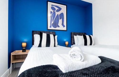 Sherborne St. John House | Contractors Wow! 5 Bedrooms 10 Guests Free Parking