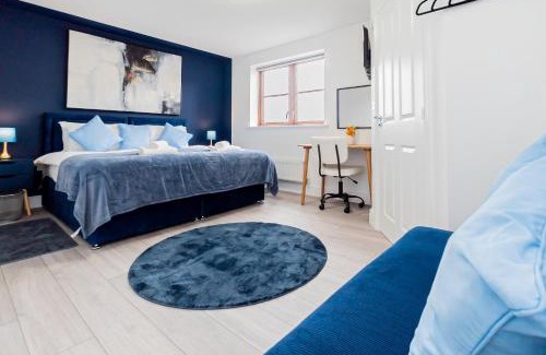 Sherborne St. John House | Contractors Wow! 5 Bedrooms 10 Guests Free Parking
