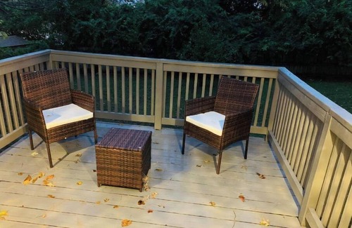 Maryland Heights House | Cozy Newly Renovated Home with Lake Views, Pet Friendly