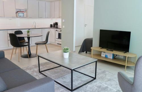 Etelainen District Apartment | Convenient Apartment for 3