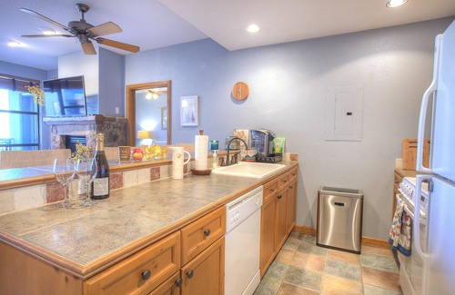 Avon Condo | Prime Avon Town Center Condo near Beaver Creek & Dining