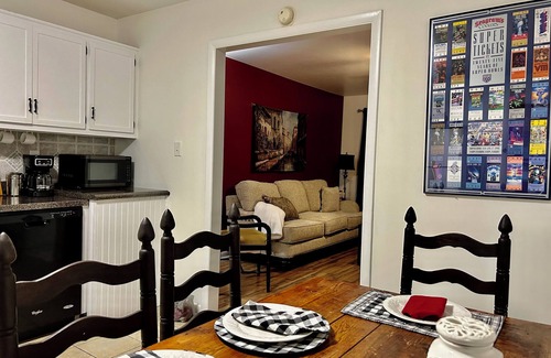 Cullman Apartment | Ideal Duplex Near Cullman: Pet-Friendly & Family Ready!