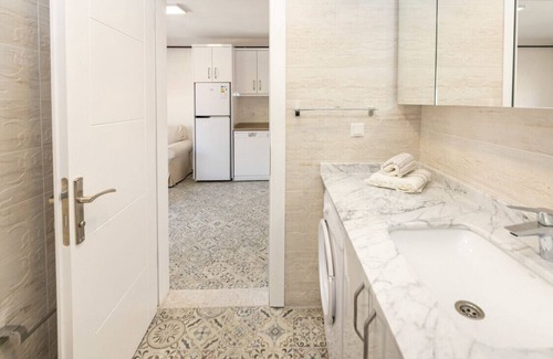 Mentese Apartment | Convenient Flat with Central Location in Mugla