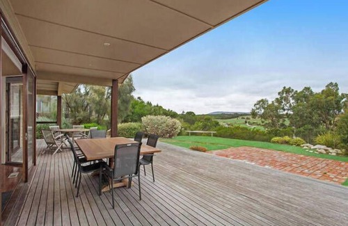 Fingal House | Ideal Retreat for Golfers and Hot Spring Lovers