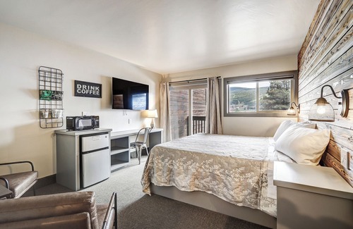 Angel Fire Hotel | Ideal Stay Near the Ocean at Elk Horn Lodge 202