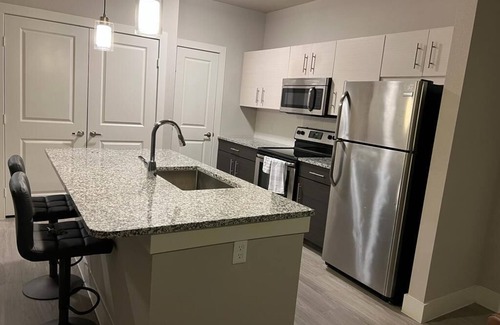 Richardson Apartment | Ideal Location - 1 Bedroom Apartment with Pool Access