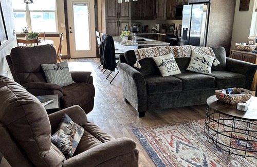 Three Forks House | Prime Location for Activities in Southwest Montana